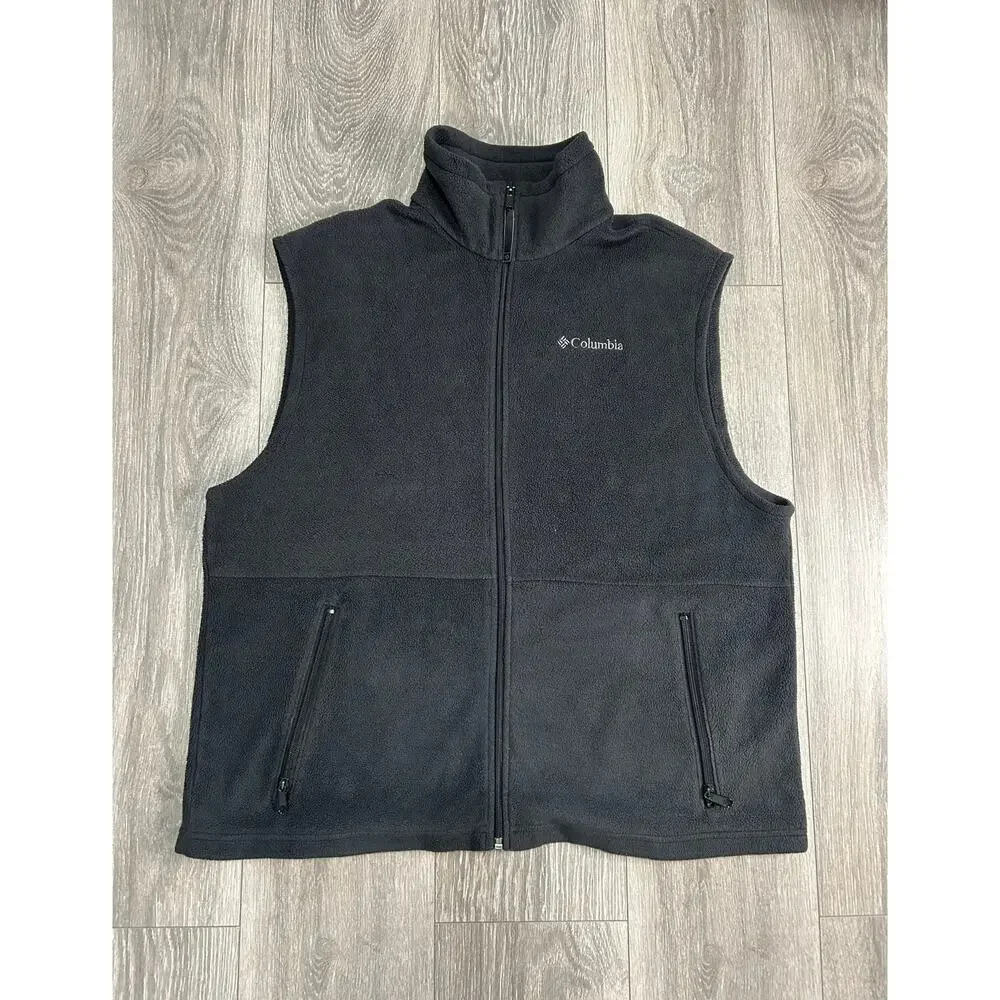 COLUMBIA - Men’s Black Fleece VestSize Large
